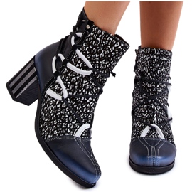 Tacchi alti in pelle da donna Maciejka 05605-01 Bianco e nero bianca