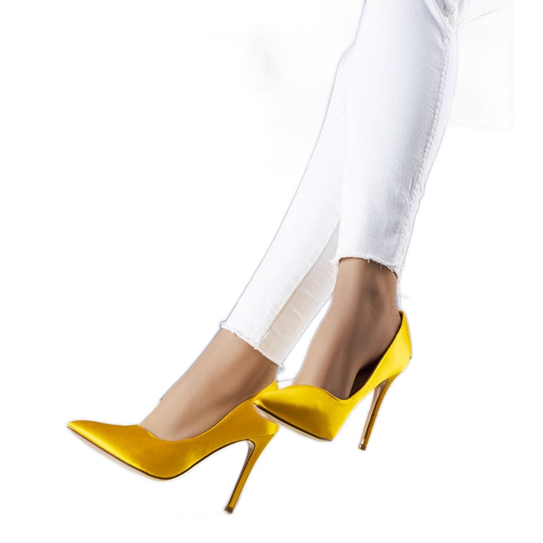BM Spille gialle con finitura satinata Lochlan giallo