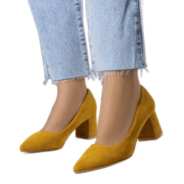 PA1 Décolleté con tacco giallo di Sadilla