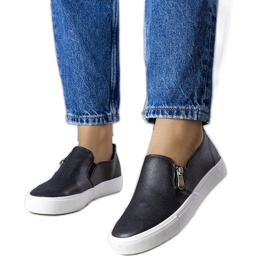 Sneakers in ecopelle nera di Denain nero