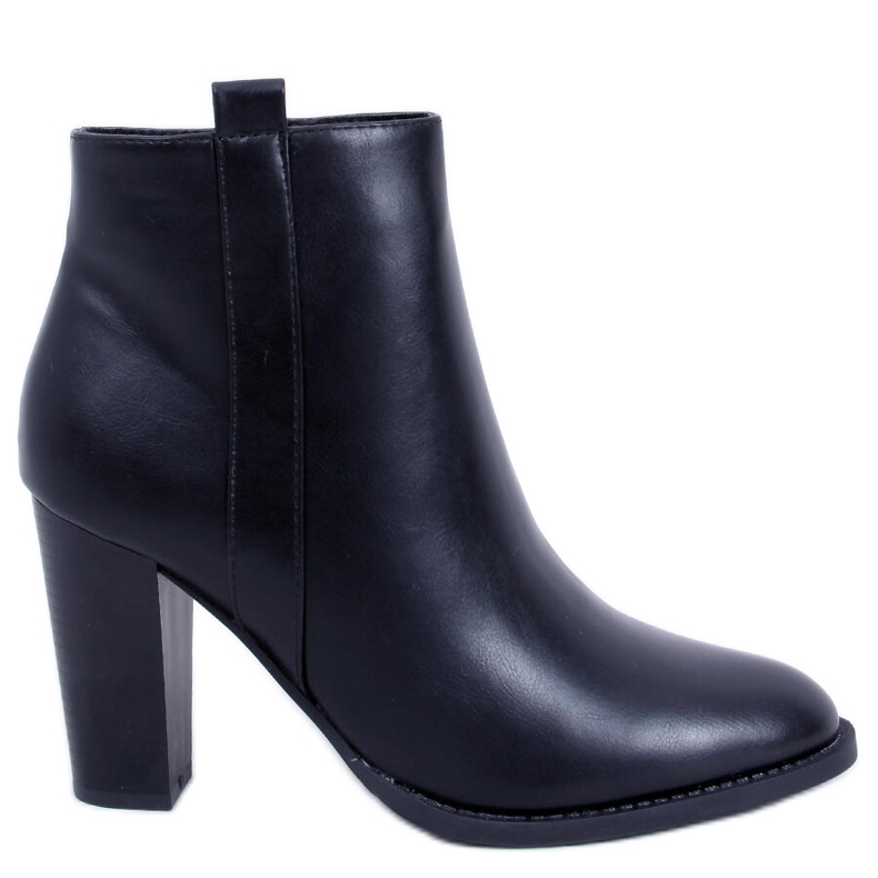 Classici stivali Alona Black sul palo nero