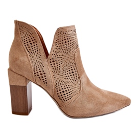 PM1 Stivali con tacco alto in camoscio traforato Beige Leanna