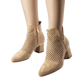 BM Stivaletti traforati beige di Bernadette