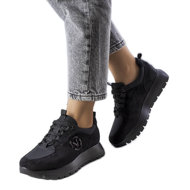 BM Sneaker Kristine nere con plateau nero