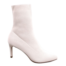 PA1 Donatella Stivali beige con tacco a calzino