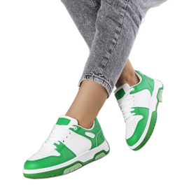 Le sneakers verdi con plateau di Kristie bianco