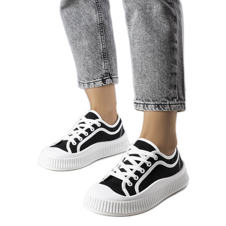 Sneakers nere con plateau di Johanna nero
