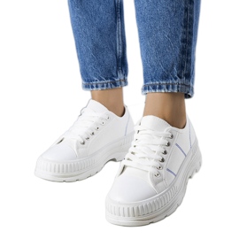 Sneakers bianche con plateau di Nichole bianca