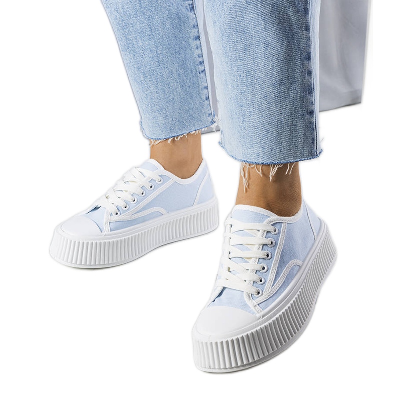 Sneakers con plateau blu di Delores