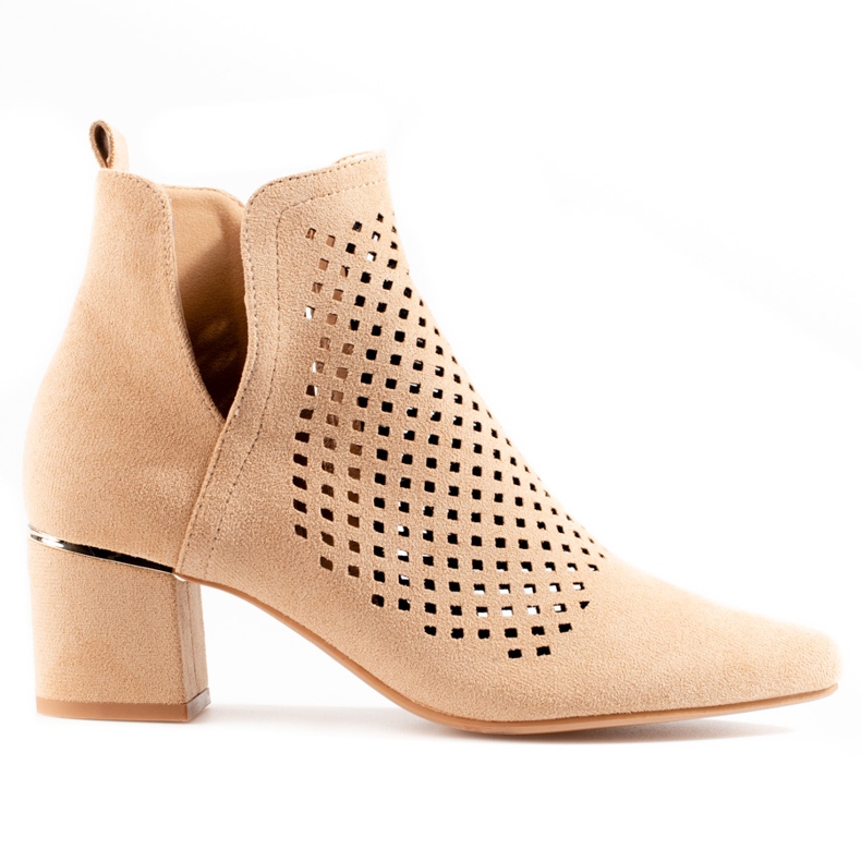 Stivali da donna traforati su tacco basso Vinceza beige
