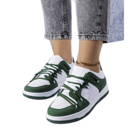 Sneakers verdi realizzate con materiali misti di Hila bianca