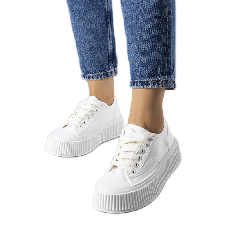 Sneakers bianche con plateau di Delores bianca