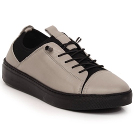 Slip-on da donna in pelle chiara beige T.Sokolski W22-351