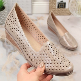 Scarpe con zeppa traforate beige scintillanti da donna Potocki SZ12018