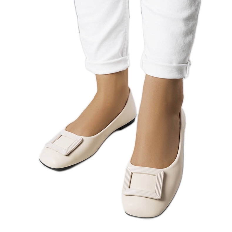 Ballerine beige con fibbia Sheller
