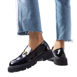 Scarpe in vernice nera con perle Serlait bianco