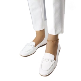 BM Mocassini bianchi decorati con catena Bobbie bianco
