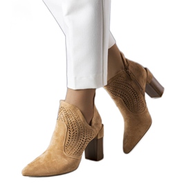 PA1 Stivali traforati beige scuro di Hachée