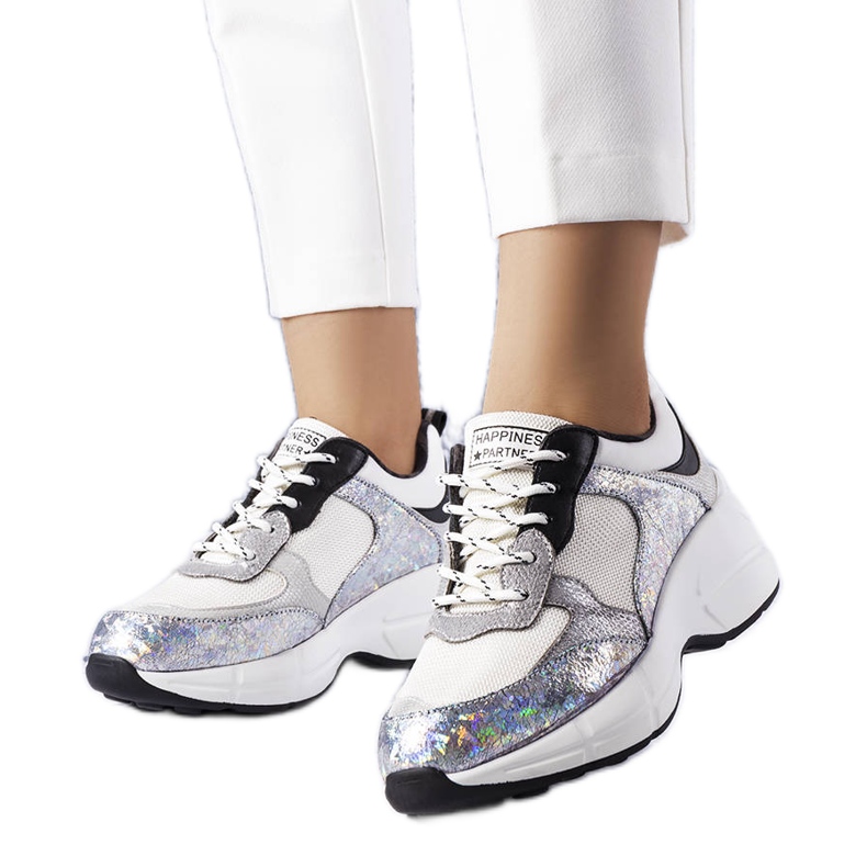 Sneakers argentate con inserti metallici di Béri d'argento
