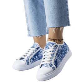 Sneaker in tessuto bianco e blu di Aucoin