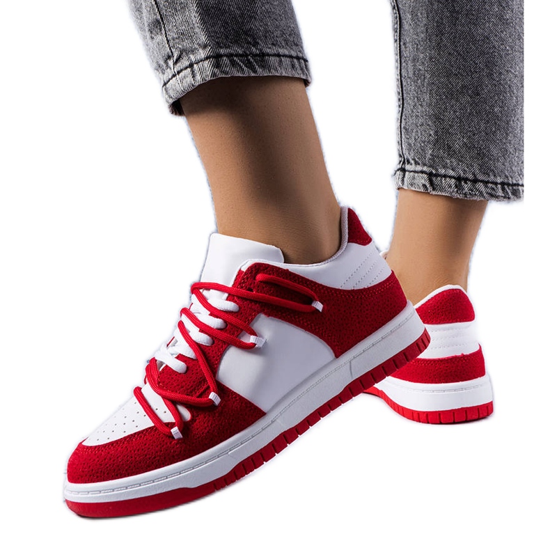 PA1 Sneakers rosse realizzate con materiali misti di Hila bianca