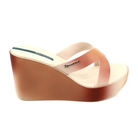 Ciabatte con zeppa Ipanema 83423 Colore Fem AI973 Beige/Marrone
