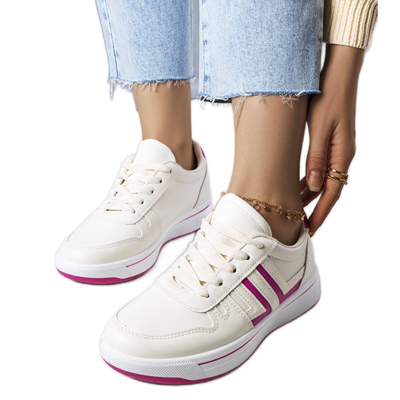 Sneaker color crema con inserti rosa di Olympia beige