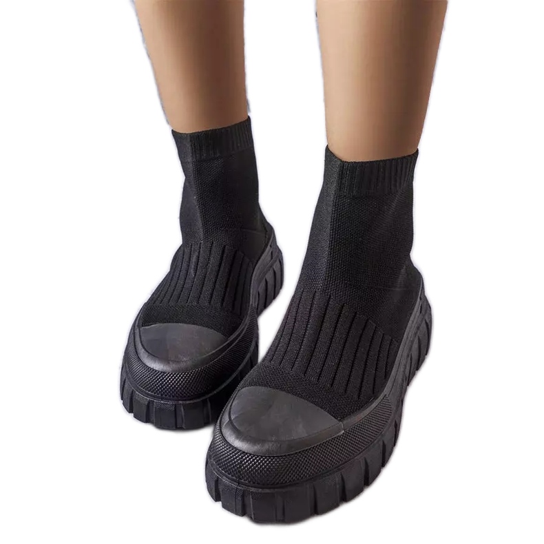 Sneaker a calzino di colore nero di Searlait