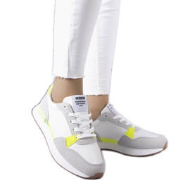 Sneakers bianche con inserti neon di Alita bianca