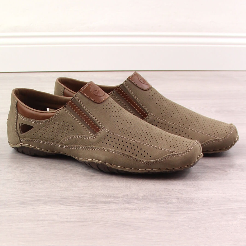 Rieker 06350-25 scarpe da uomo in pelle marrone traforata