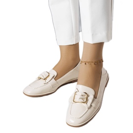 Mocassini laccati beige di Erica
