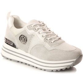 Scarpe sportive da donna sulla piattaforma bianca Potocki SZ12086 beige