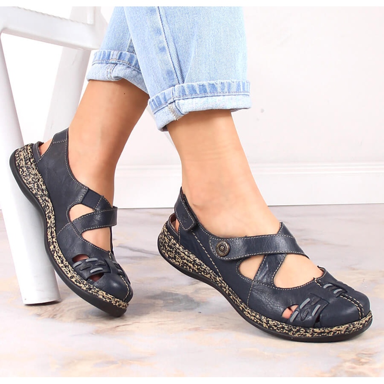 Sandali da donna comodi in pelle con velcro blu navy Rieker 46377-14