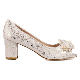 Eleganti décolleté beige con tacco alto di Shelovet