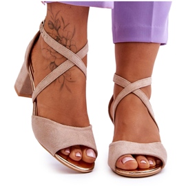Vinceza Sandali con tacco basso da donna Beige Quinn marrone