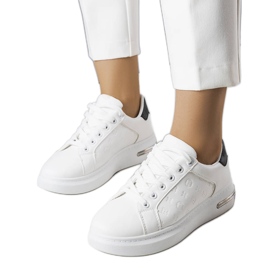 Sneaker bianche con suola alta di Tasha bianco