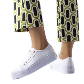 Sneakers bianche Lee Cooper LCW-22-31-0890L bianco