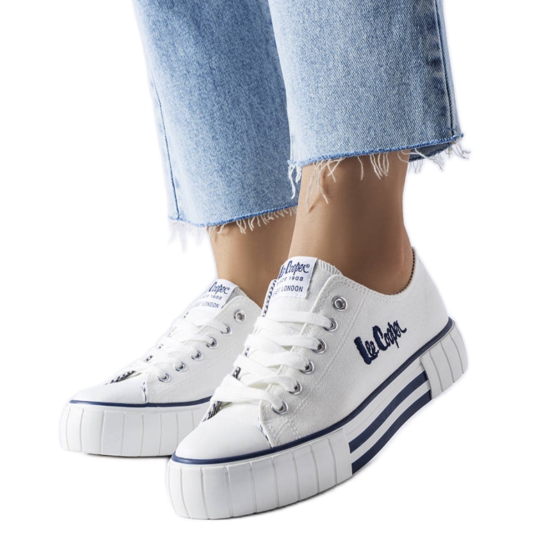 Sneakers bianche Lee Cooper LCW-23-31-1802L bianca