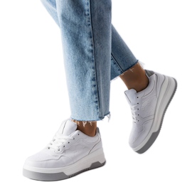 Sneakers bianche decorate con Pare in rilievo bianco