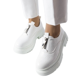Francesine bianche decorate con goffratura Travers bianco
