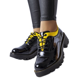 Scarpe in vernice nera e gialla di Amandier nero