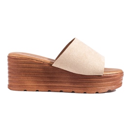 Pantofole da donna con zeppa Shelovet in camoscio beige