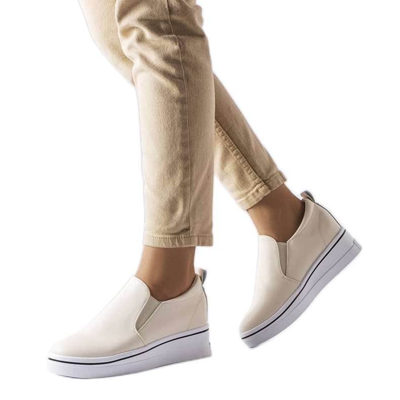 Sneaker beige con zeppa di Francoeur