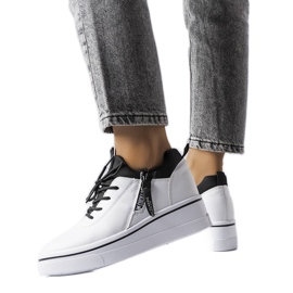 Sneakers bianche con zeppa bassa di Mathieu bianco