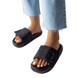BM Pantofole nere con velcro di Aleron nero