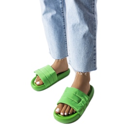BM Pantofole verdi in velcro di Aleron verde