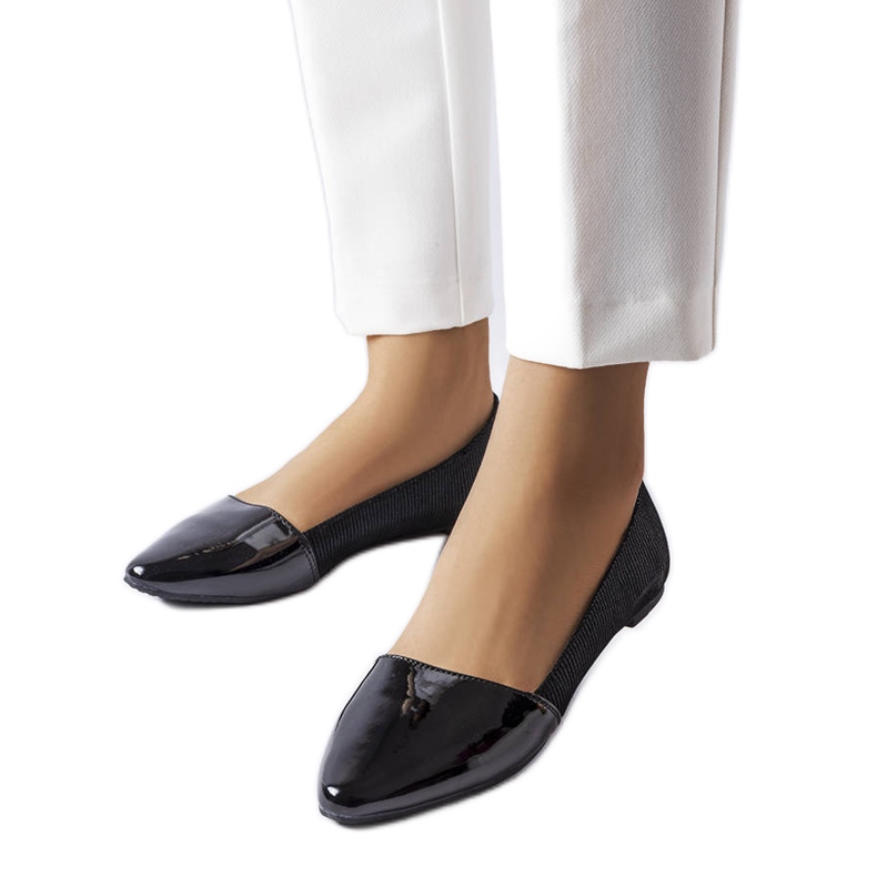 Eleganti ballerine nere di Riel nero