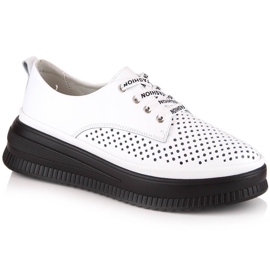 Scarpe da donna comode traforate in pelle bianche Artiker 52C1992 bianco