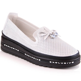Comode scarpe slip-on da donna in pelle argento S.Barski AL22400