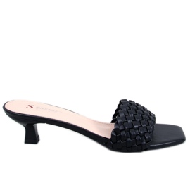 Sandali con tacco basso di Arritola Black nero